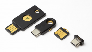 Private Key Generation & CSR Attestation with YubiKey Manager